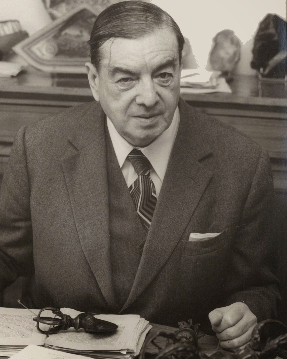 Caillois, Roger (1913-1978)