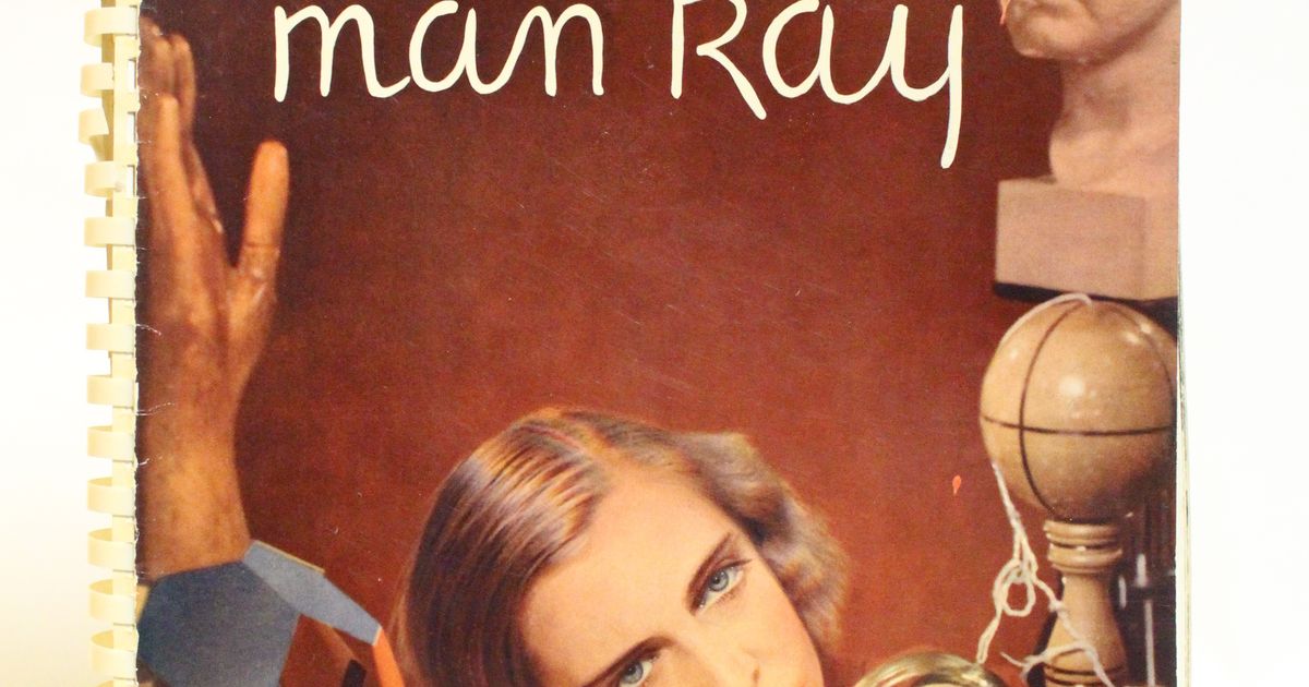 アート・デザイン・音楽 MAN RAY PHOTOGRAPHIEN PARIS 1920-1934 Man Ray Vintage Man Ray Photographies 1920-1934 Paris, Signed