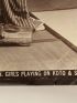 ANONYME : Photographie originale - Girls playing on koto & samisen - Prima edizione - Edition-Originale.com