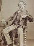 DICKENS : [PHOTOGRAPHIE] Portrait photographique de Charles Dickens - First edition - Edition-Originale.com