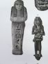 DESCRIPTION DE L'EGYPTE.  Thèbes. Hypogées. Peintures d'enveloppes de momies, et divers fragments en bois peint, en pierre et en bronze. (ANTIQUITES, volume II, planche 56) - Prima edizione - Edition-Originale.com