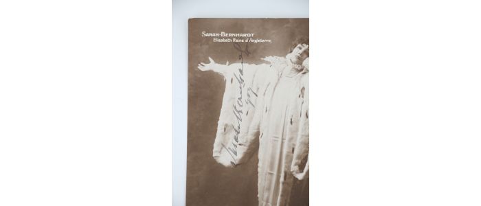 BERNHARDT : Carte postale photographique signée de Sarah Bernhardt  - Signed book, First edition - Edition-Originale.com