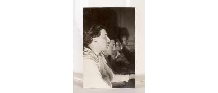 BRETON : Photographie originale représentant André Breton de profil aux côtés de Max Morise - Erste Ausgabe - Edition-Originale.com