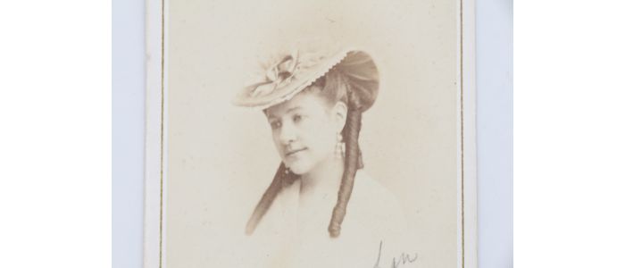 BROHAN : Portrait photographique de Madeleine Brohan - First edition - Edition-Originale.com