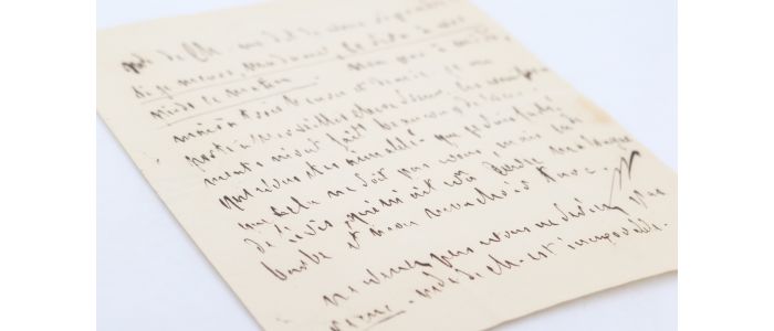 CHATEAUBRIAND : Lettre autographe adressée à madame Amédée de Duras concernant son état de santé qui s'améliore : 