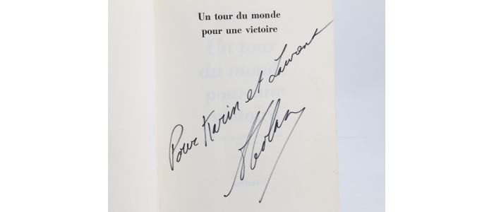 COLAS : Un tour du monde pour une victoire - Signed book, First edition - Edition-Originale.com