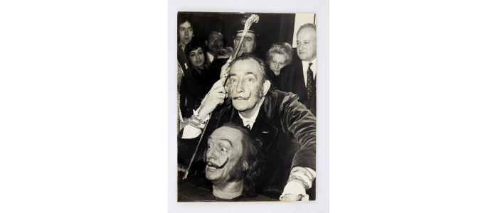 DALI : Portrait photographique de Salvador Dali - Erste Ausgabe - Edition-Originale.com