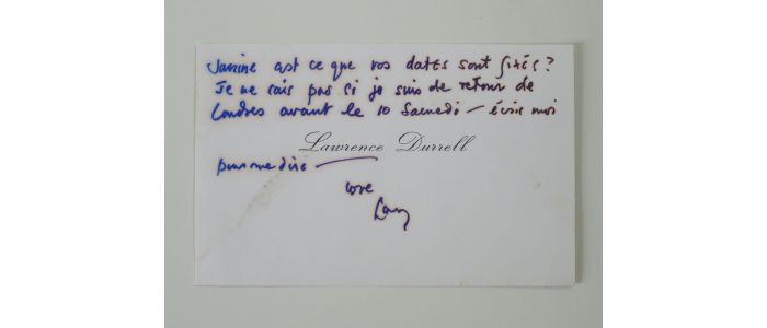 DURRELL : Carte de visite autographe adressée à Jani Brun - Signiert, Erste Ausgabe - Edition-Originale.com