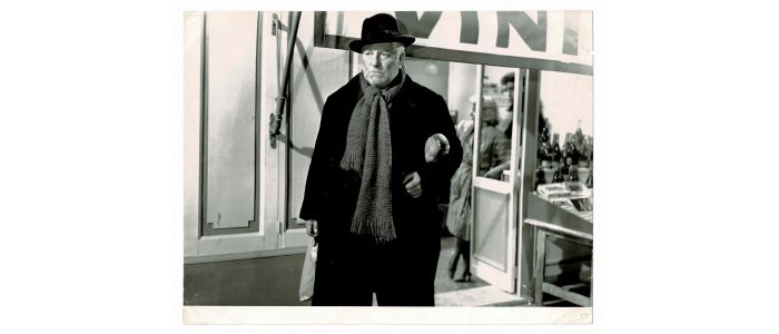 GABIN : [PHOTOGRAPHIE] Portrait photographique de Jean Gabin - First edition - Edition-Originale.com