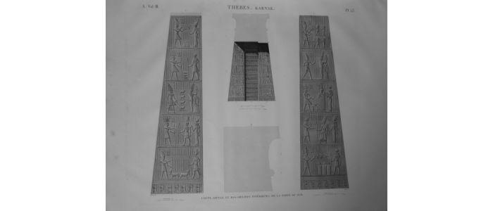 DESCRIPTION DE L'EGYPTE.  Thèbes. Karnak. Coupe, détail et bas-reliefs intérieurs de la porte du sud. (ANTIQUITES, volume III, planche 53) - Prima edizione - Edition-Originale.com