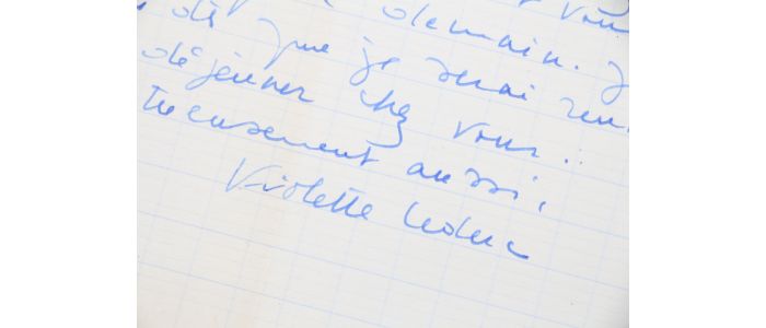 LEDUC : Lettre autographe signée adressée à Adriana Salem à propos de ses promenades à Saint-Cirq-Lapopie dans le Quercy - Signiert, Erste Ausgabe - Edition-Originale.com
