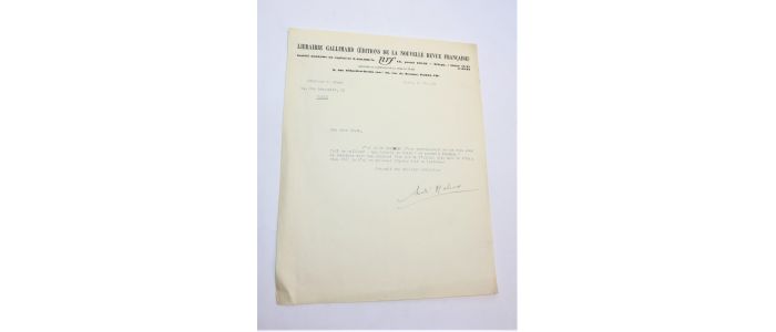 MALRAUX : Lettre dactylographiée et signée d'André Malraux à Pierre Béarn - Autographe, Edition Originale - Edition-Originale.com