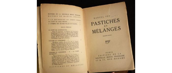 PROUST : Pastiches et mélanges - Prima edizione - Edition-Originale.com