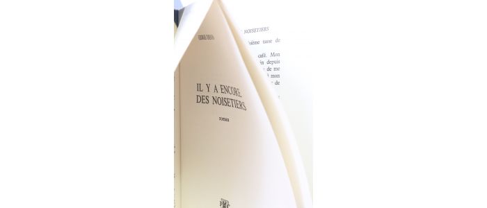 SIMENON : Il y a encore des noisetiers - Prima edizione - Edition-Originale.com