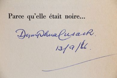 CUSACK : Parce qu'elle était Noire... Une Réserve en Australie - Signiert, Erste Ausgabe - Edition-Originale.com