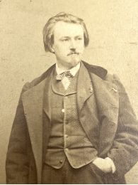 DORE : [PHOTOGRAPHIE] Portrait photographique de Gustave Doré - Erste Ausgabe - Edition-Originale.com