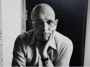FOUCAULT : Michel Foucault. Photographie Originale - Erste Ausgabe - Edition-Originale.com