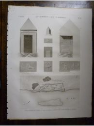 DESCRIPTION DE L'EGYPTE.  Antaeopolis (Qâou el Kebyreh). Plan général du temple et des environs. Monolithe. Bas-reliefs du temple. (ANTIQUITES, volume IV, planche 38) - Erste Ausgabe - Edition-Originale.com