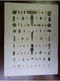 DESCRIPTION DE L'EGYPTE.  Collection d'antiques. Figures, amulettes en scarabée et autres, en terre cuite. En bois. En bronze. En émeraude. (ANTIQUITES, volume V, planche 87) - Edition Originale - Edition-Originale.com