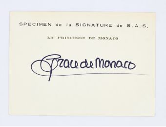 KELLY : Bristol de S.A.S. la Princesse de Monaco signé de Grace Kelly - Libro autografato, Prima edizione - Edition-Originale.com