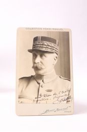 PETAIN : Photographie originale de Philippe Pétain qu'il a dédicacée aux élèves en histoire de la Matthew Fontaine Maury High School - Signiert, Erste Ausgabe - Edition-Originale.com