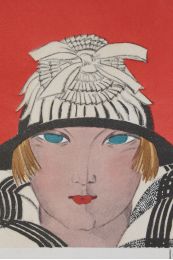 ROGER : La Jeune Fille aux joues roses. Chapeau, de Camille Roger (pl.35, La Gazette du Bon ton, 1921 n°5) - Erste Ausgabe - Edition-Originale.com