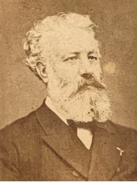 VERNE : [PHOTOGRAPHIE] Portrait photographique de Jules Verne - First edition - Edition-Originale.com