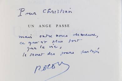 VRIGNY : Un ange passe - Libro autografato, Prima edizione - Edition-Originale.com