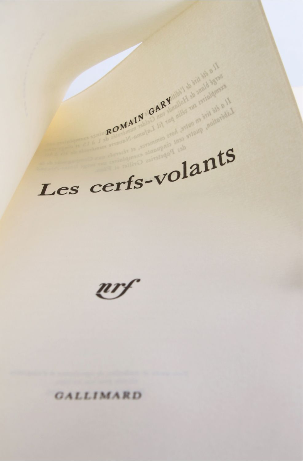 Café Littéraire ☕️ on X: 🖊 Texte : Romain Gary, Les Cerfs-volants (1980)   / X