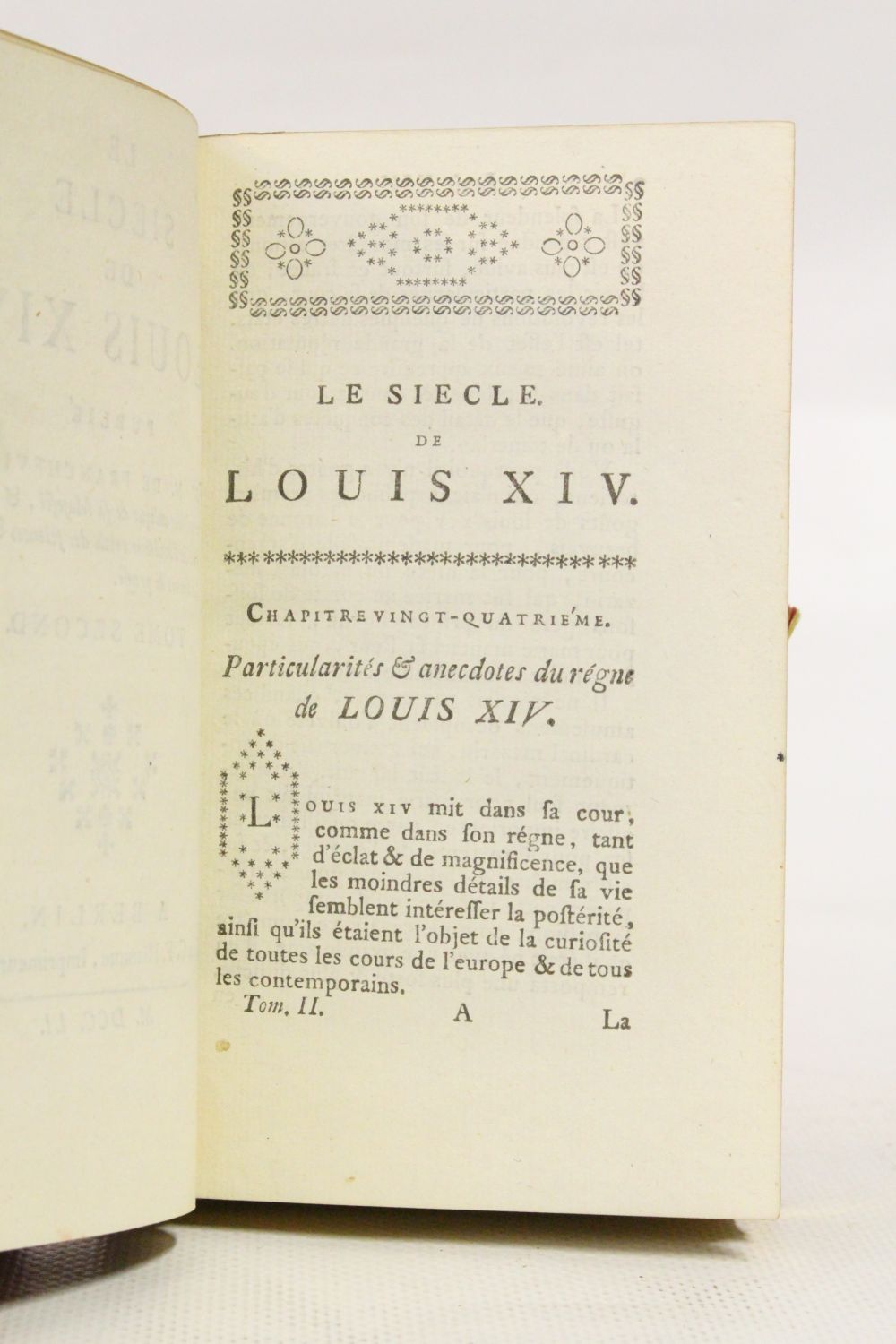 Le siècle de Louis XIV by Voltaire